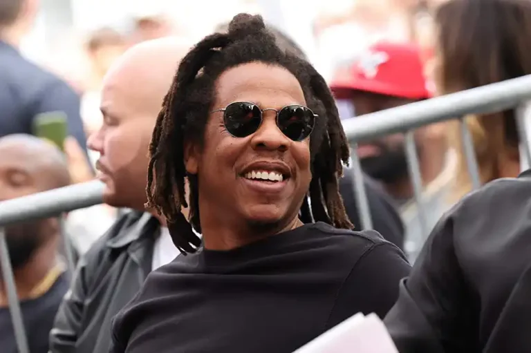 From Humble Beginnings to Global Icon: The Remarkable Journey of the World’s Richest Hip Hop Artist