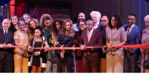 Beyoncé, Kelly Rowland and Tina Knowles Help Open 31 Houston Homes